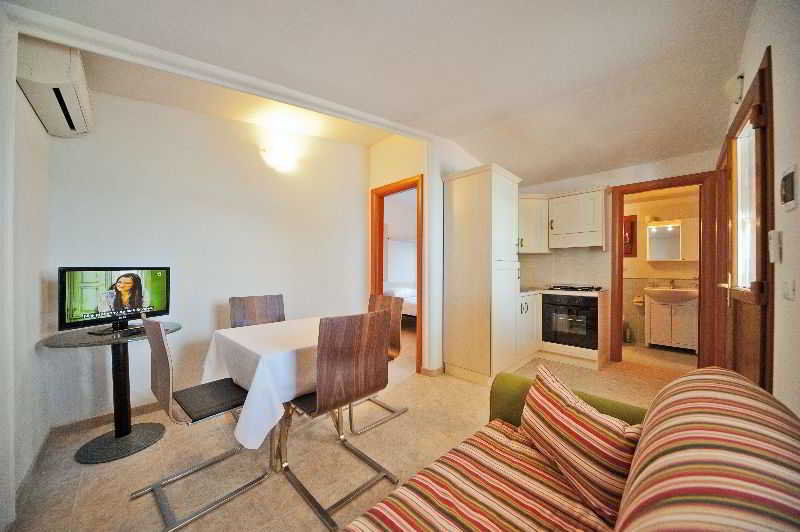 Apartment Amadria Park *